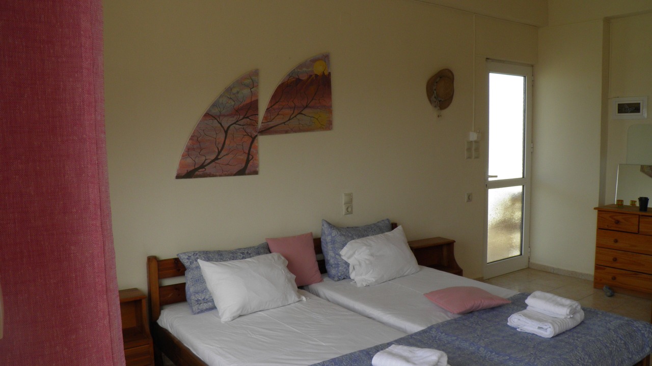 Photo of Bedroom in Neo Kalamaki