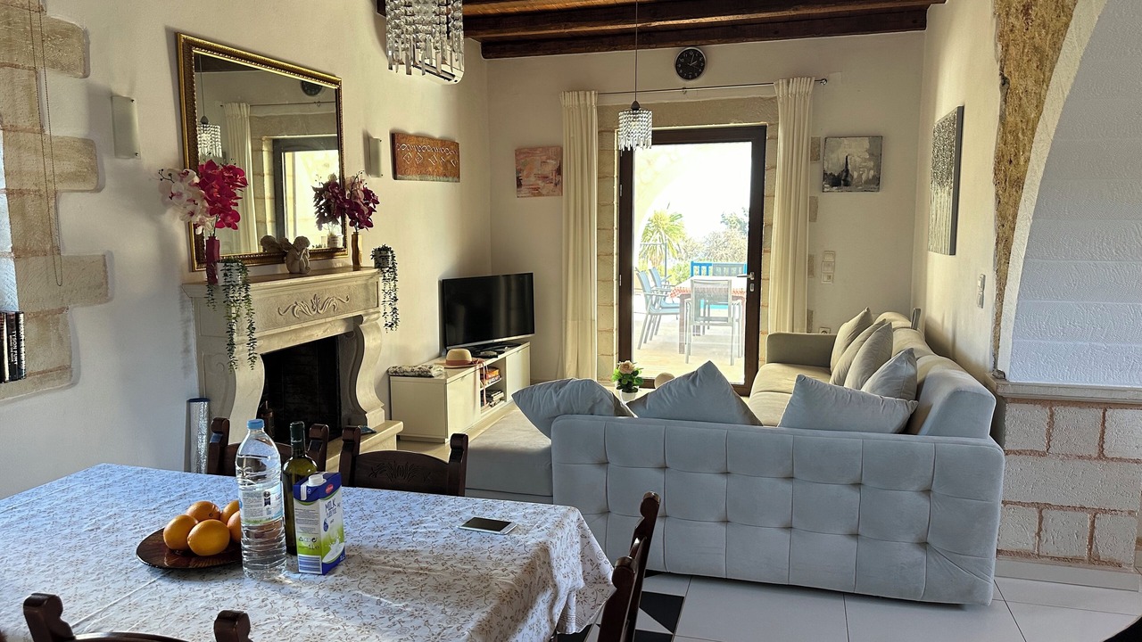 Photo of Livingroom in Likotinarea