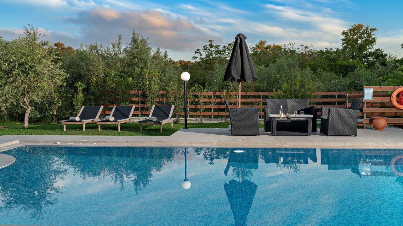 Photo of Outdoor in Prinos