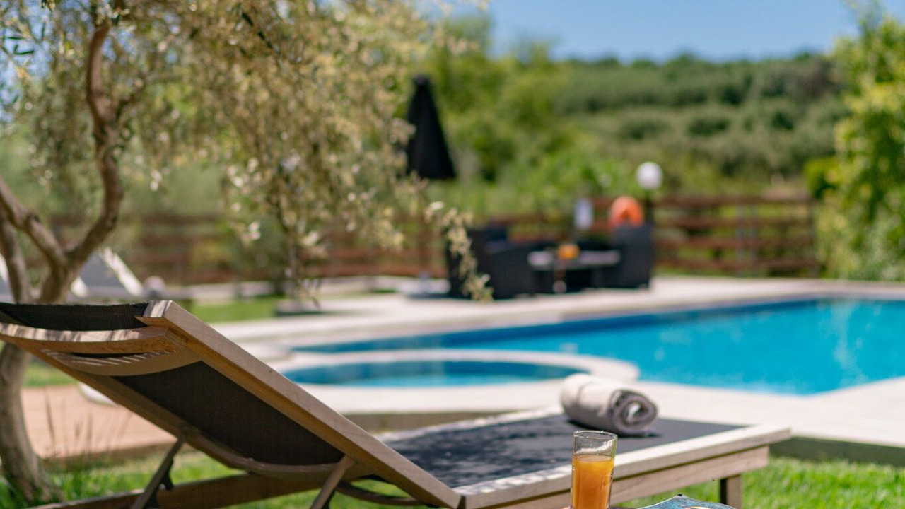 Photo of Outdoor in Prinos