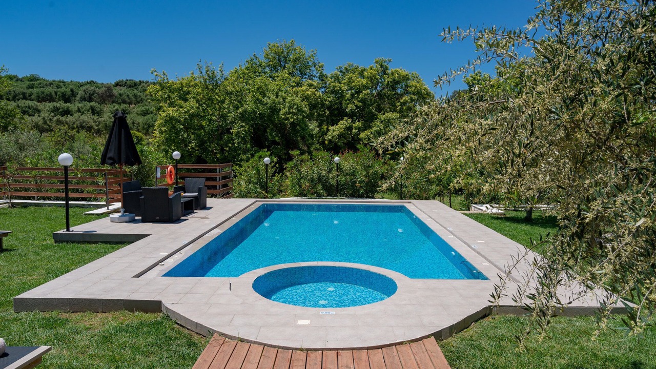 Photo of Outdoor in Prinos