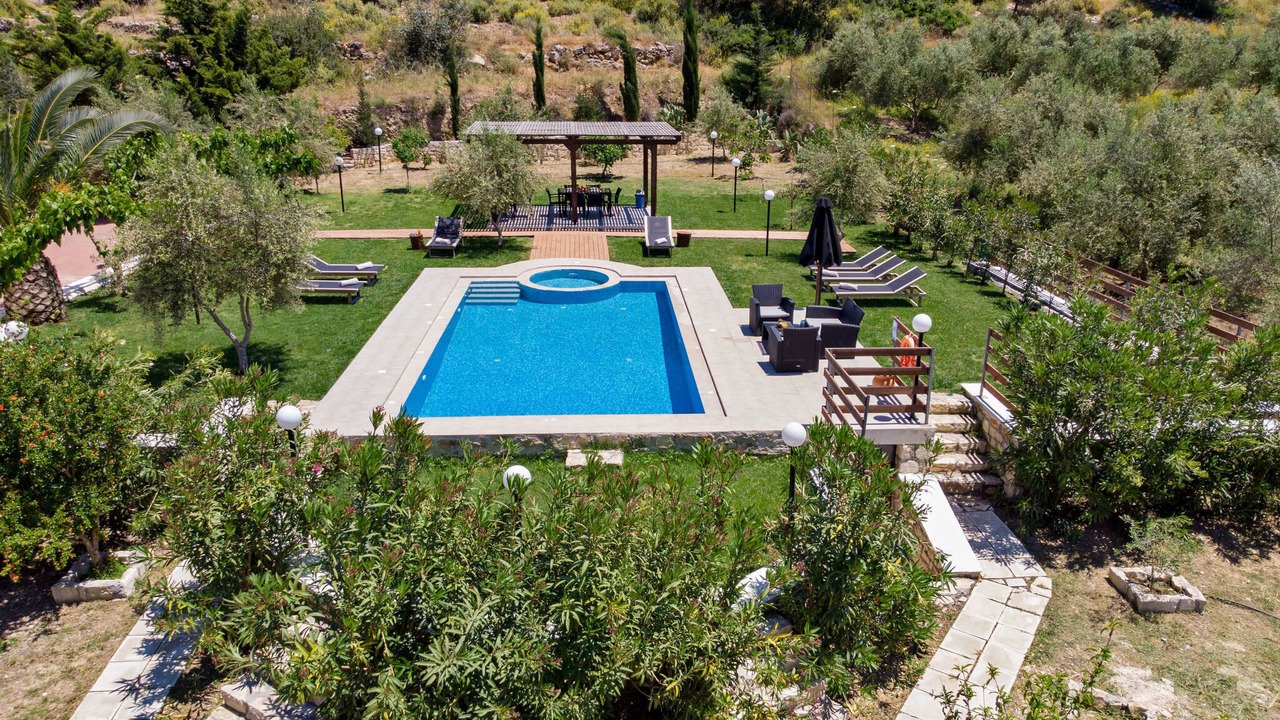 Photo of Outdoor in Prinos