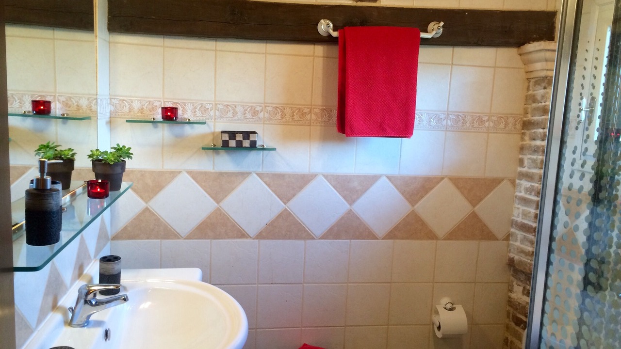 Photo of Bathroom in Parelia