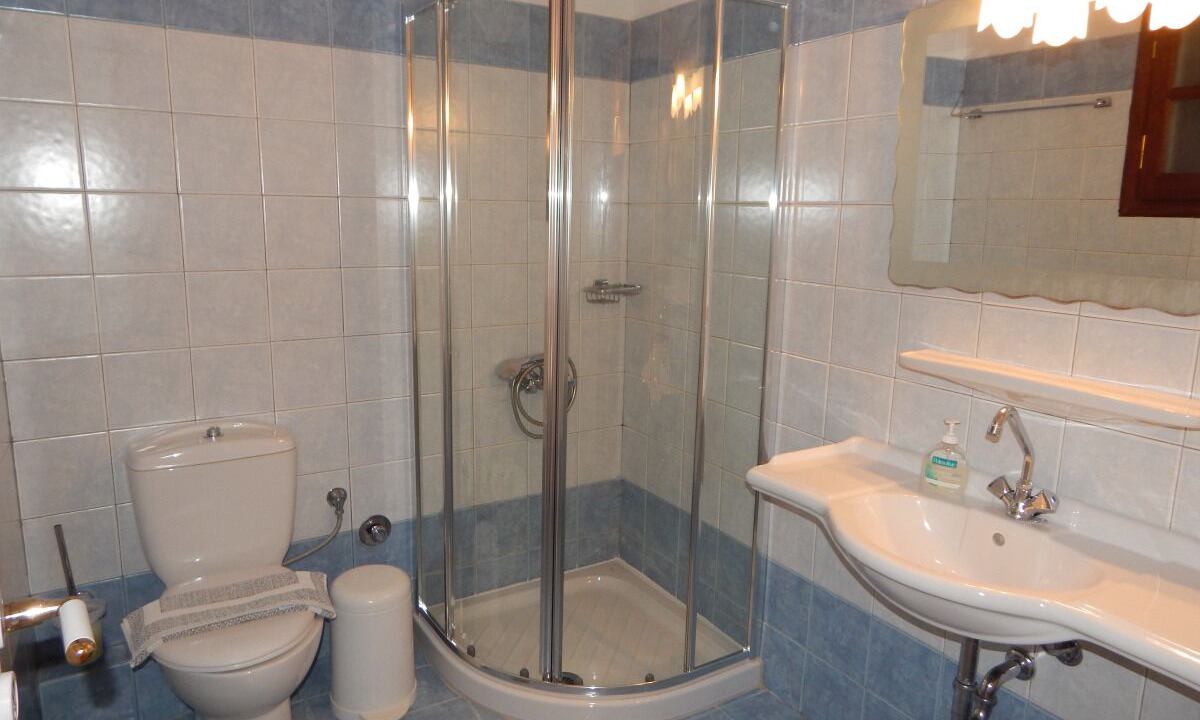 Photo of Bathroom in Agios Ioannis