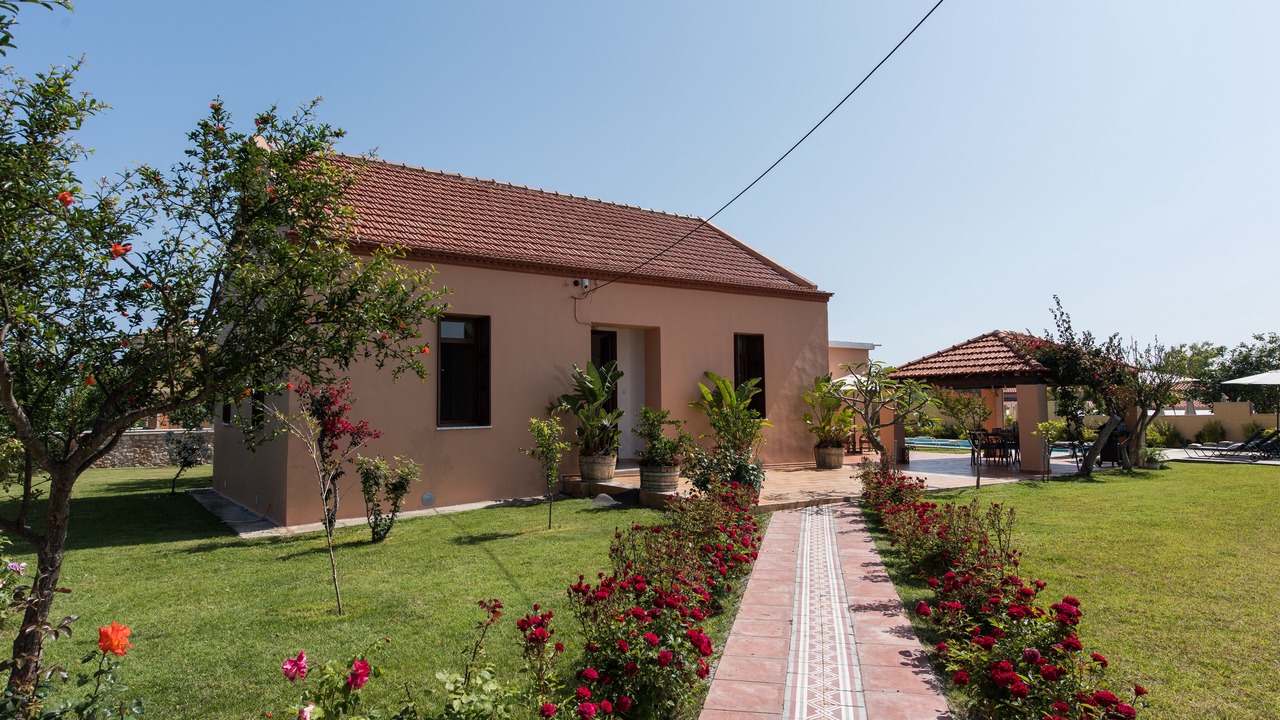 Photo of Outdoor in Gerani
