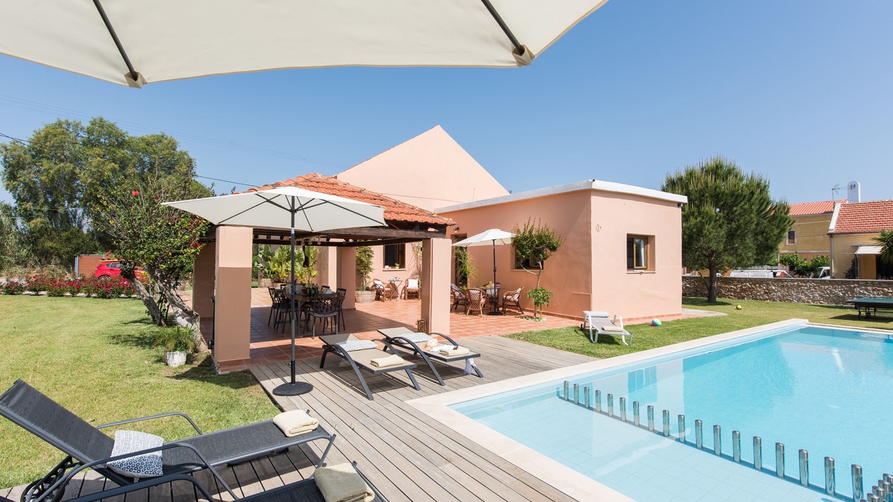 Photo of Outdoor in Gerani