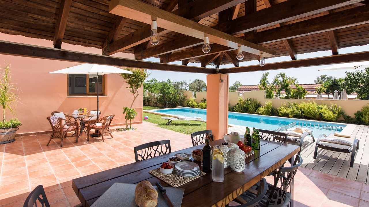 Photo of Outdoor in Gerani