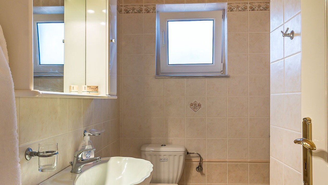 Photo of Bathroom in Tersanas