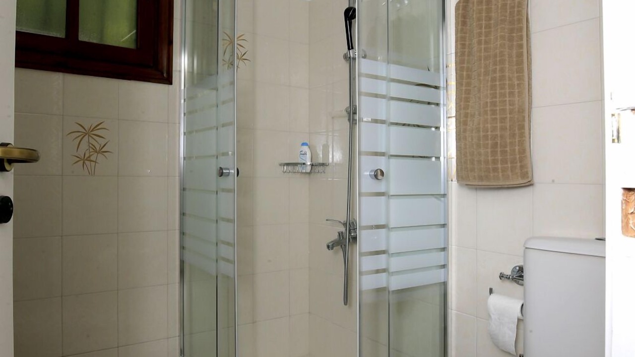 Photo of Bathroom in Anavyssos