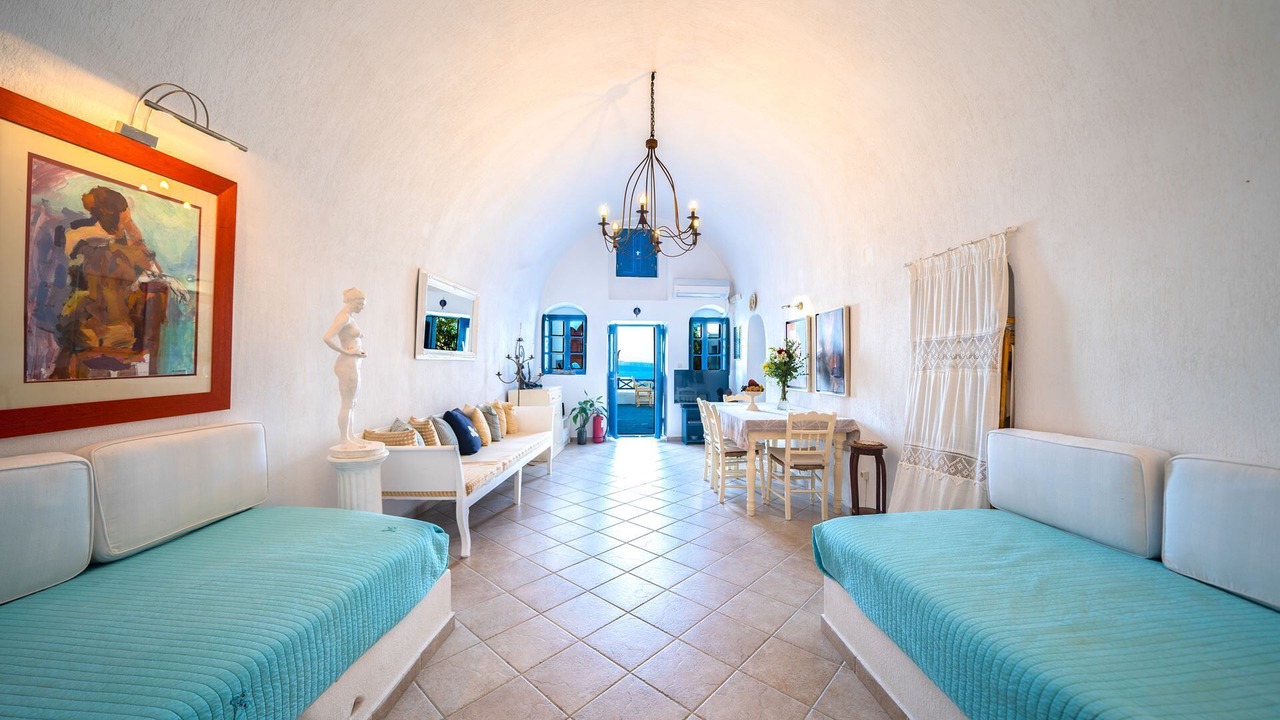 Photo of Others in Oia
