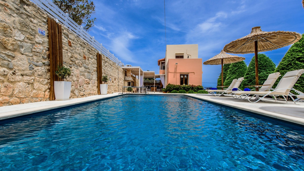 Photo of Outdoor in Gerani