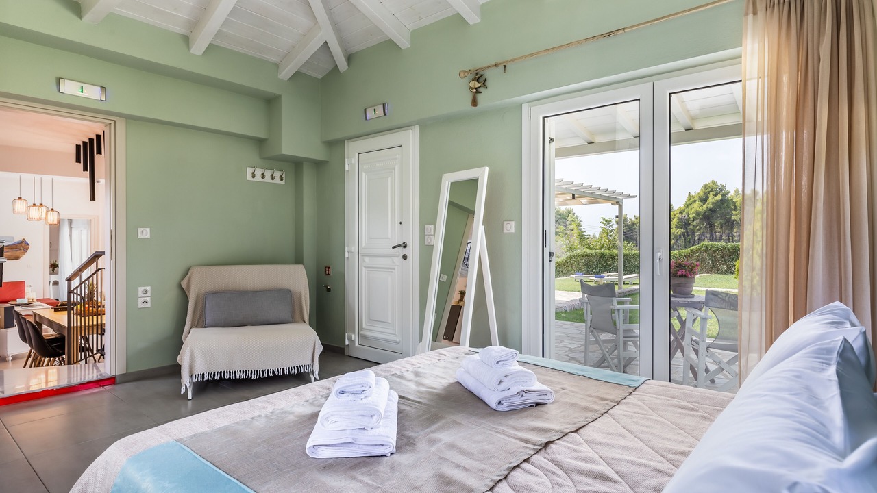 Photo of Bedroom in Alikias