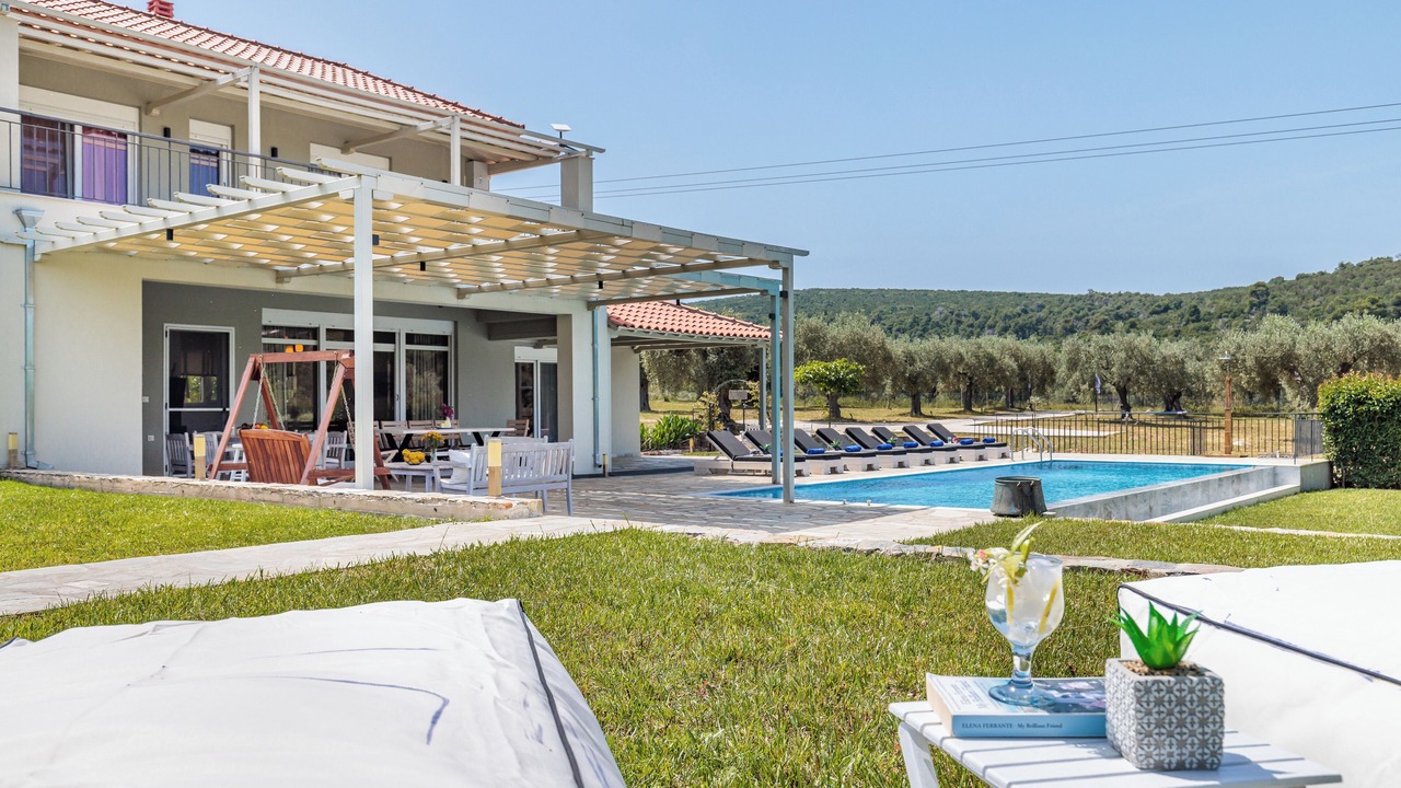 Photo of Outdoor in Alikias
