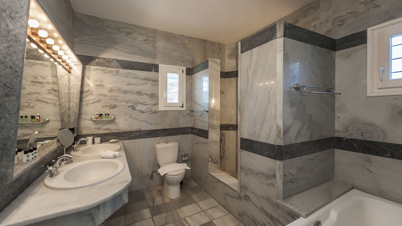 Photo of Bathroom in Paros