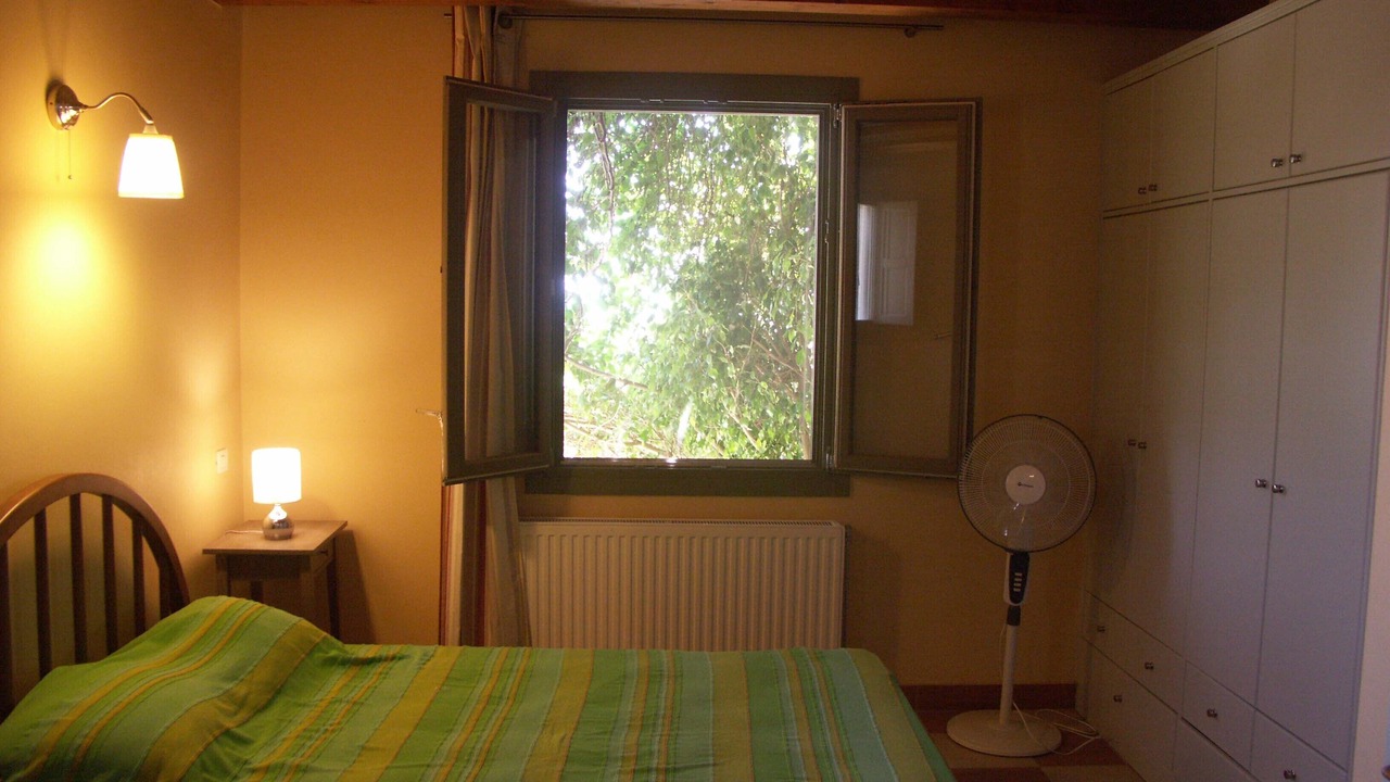 Photo of Bedroom in Ydrousa