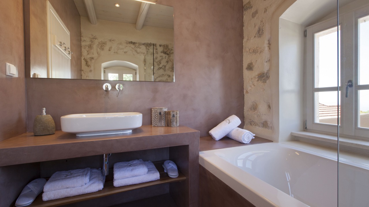 Photo of Bathroom in Mesovounia