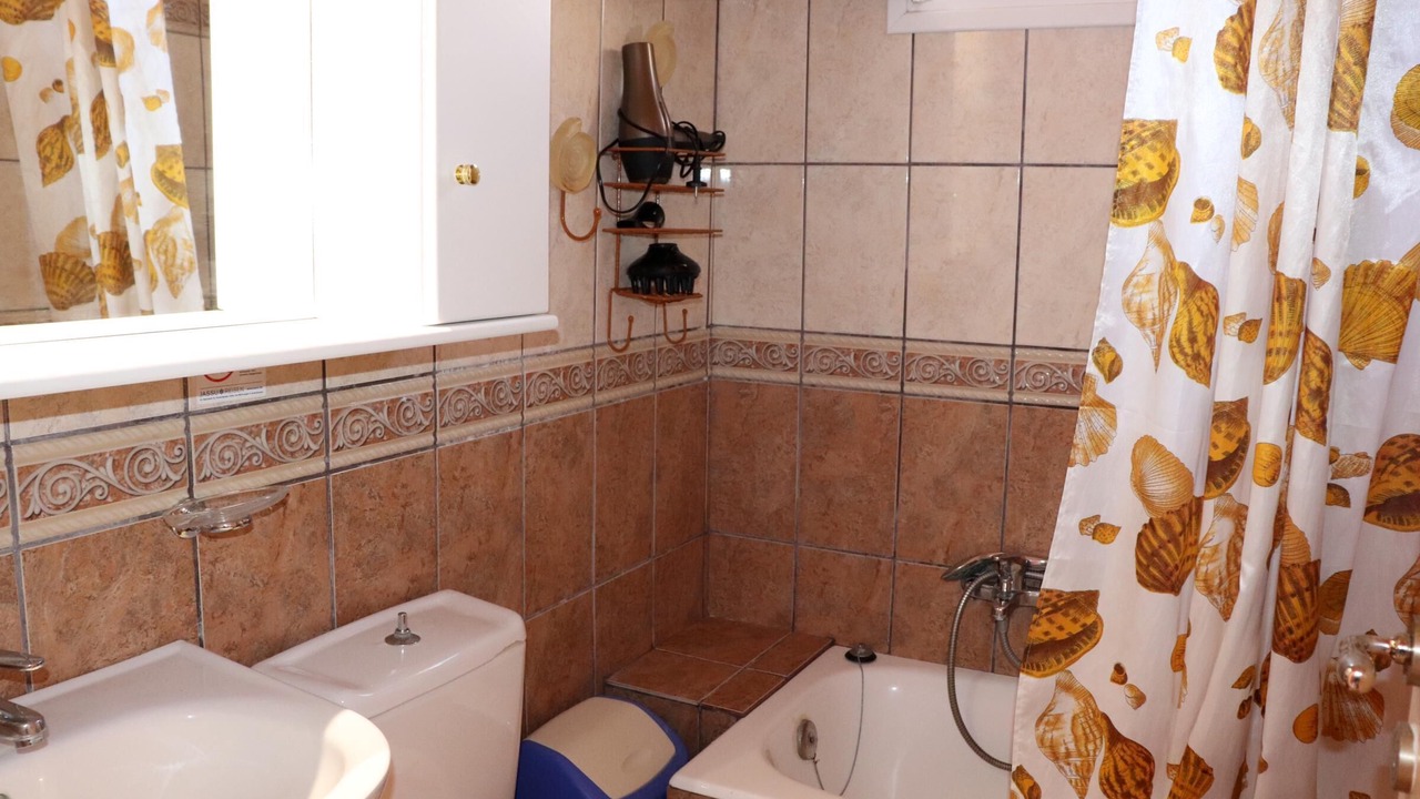 Photo of Bathroom in Skala