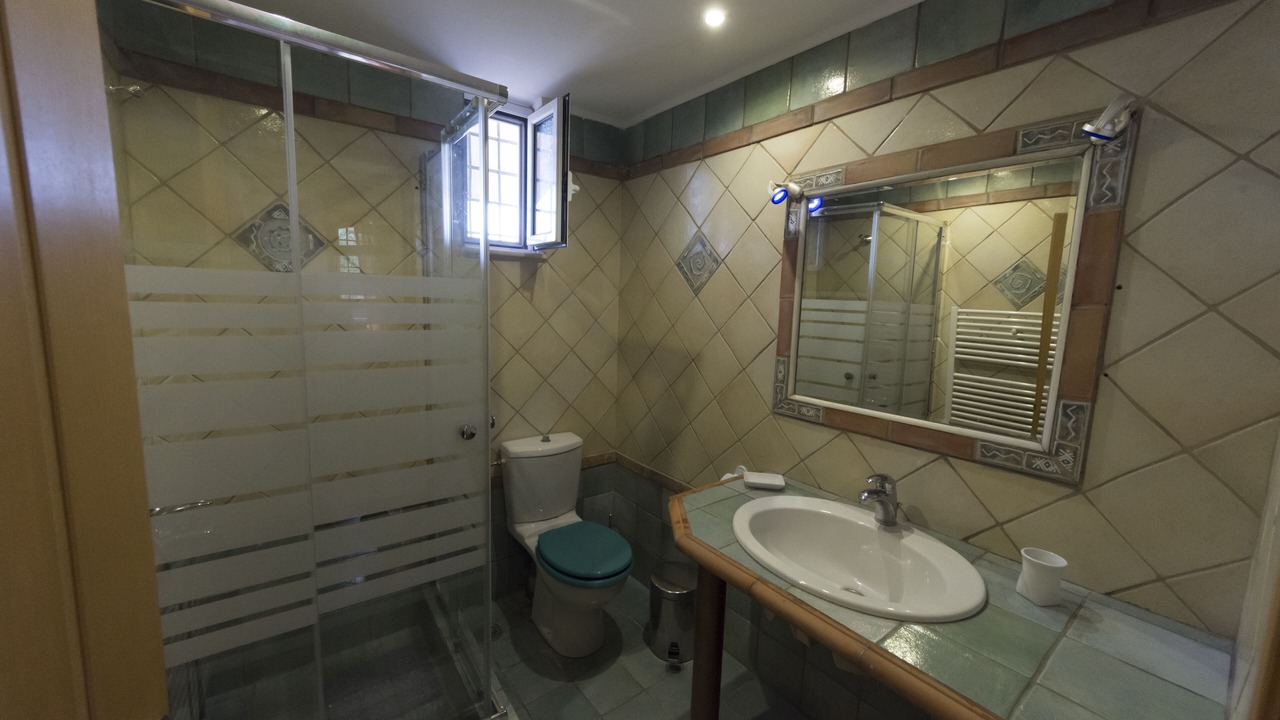 Photo of Bathroom in Asites