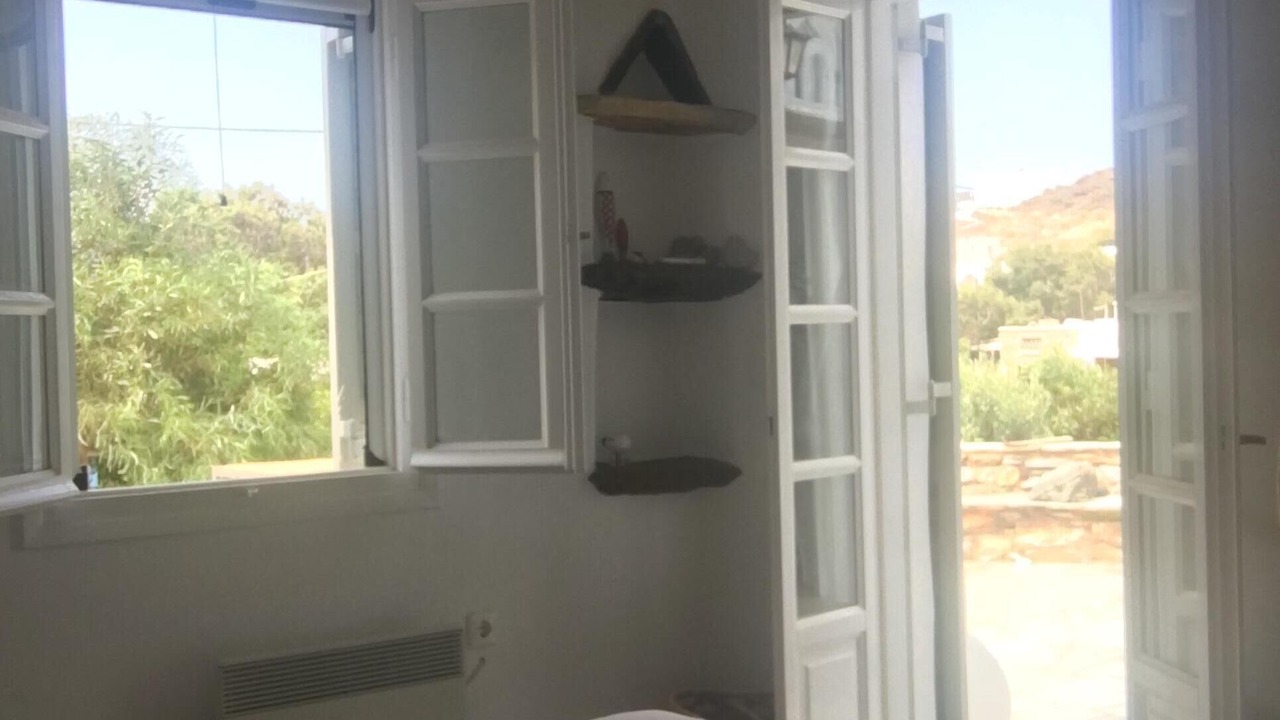 Photo of Bedroom in Exomvourgo