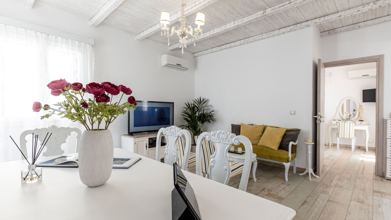 Photo of Livingroom in Old Town Naxos