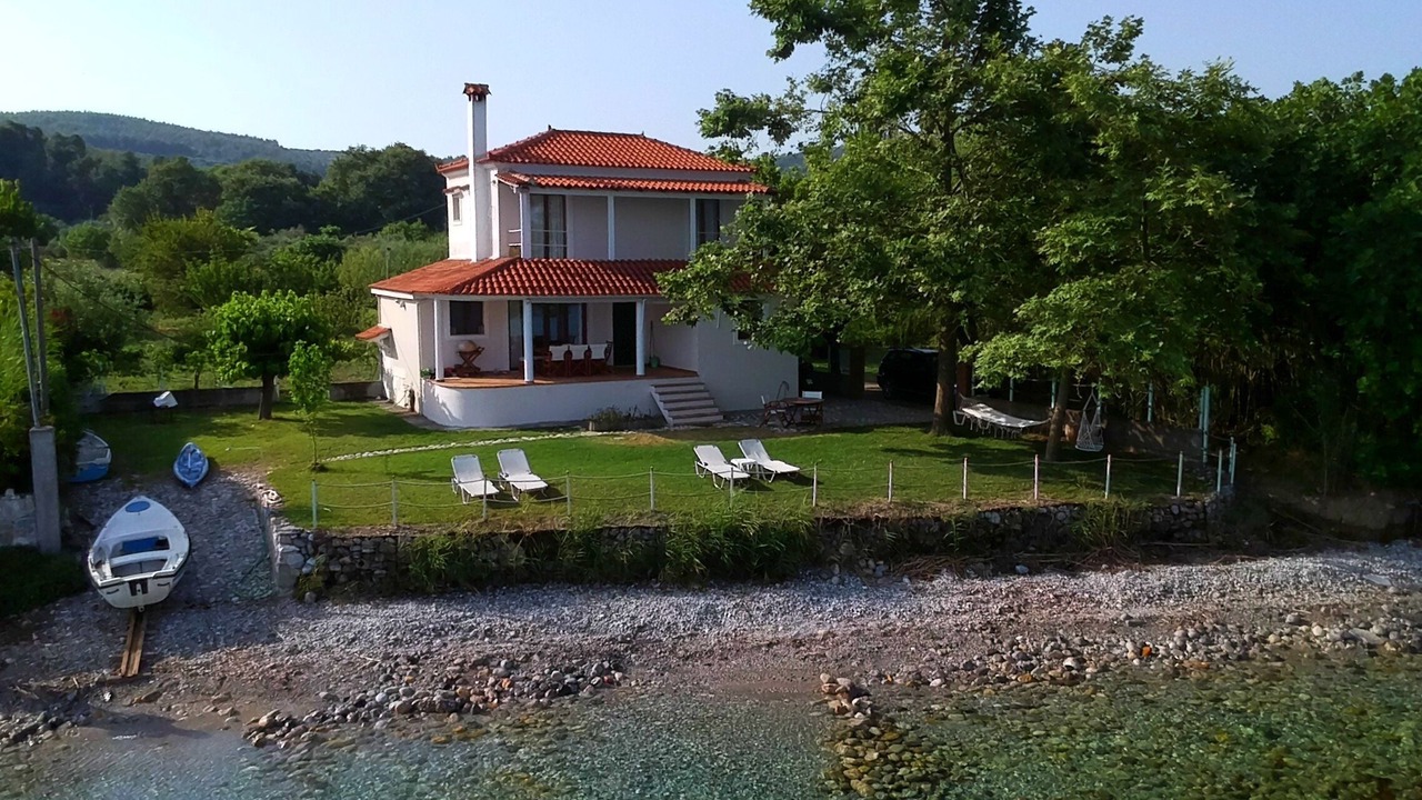 Photo of Outdoor in Aravissos
