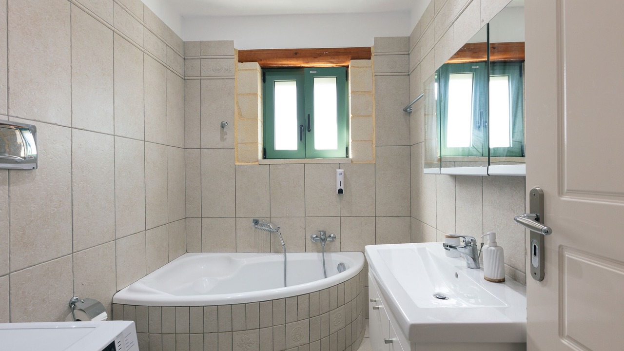 Photo of Bathroom in Asprouliani