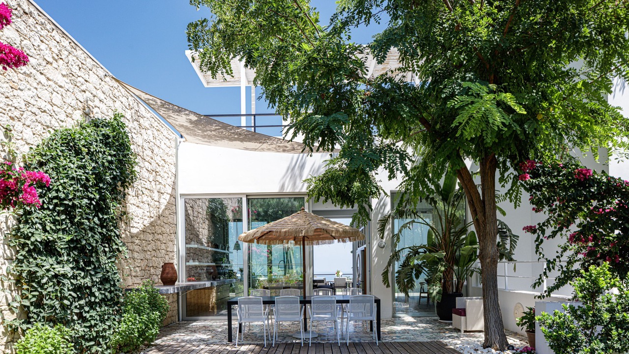 Photo of Outdoor in Kapsaliana