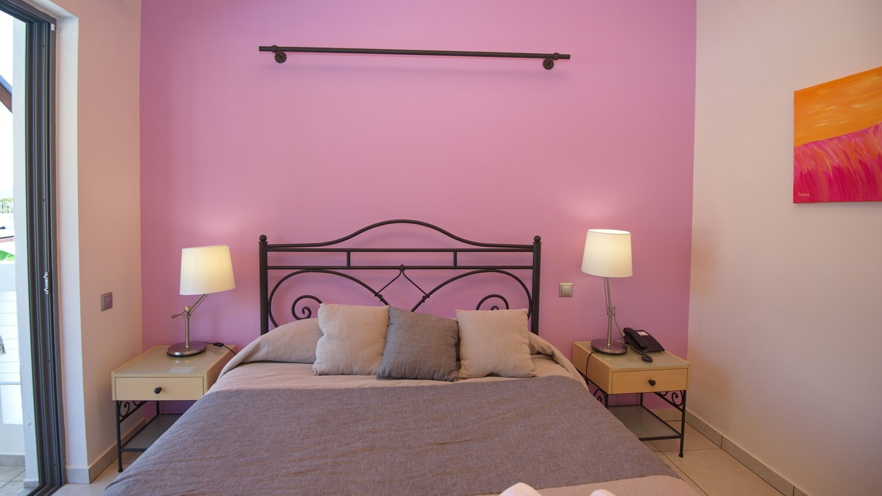 Photo of Bedroom in Steni Vala