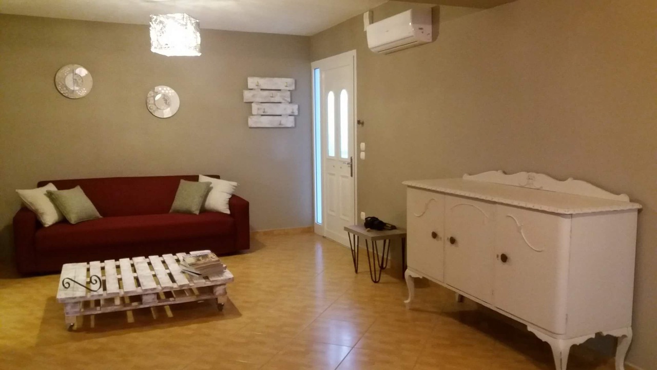 Photo of Livingroom in Khelmata
