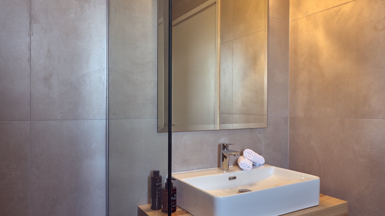 Photo of Bathroom in Kerion