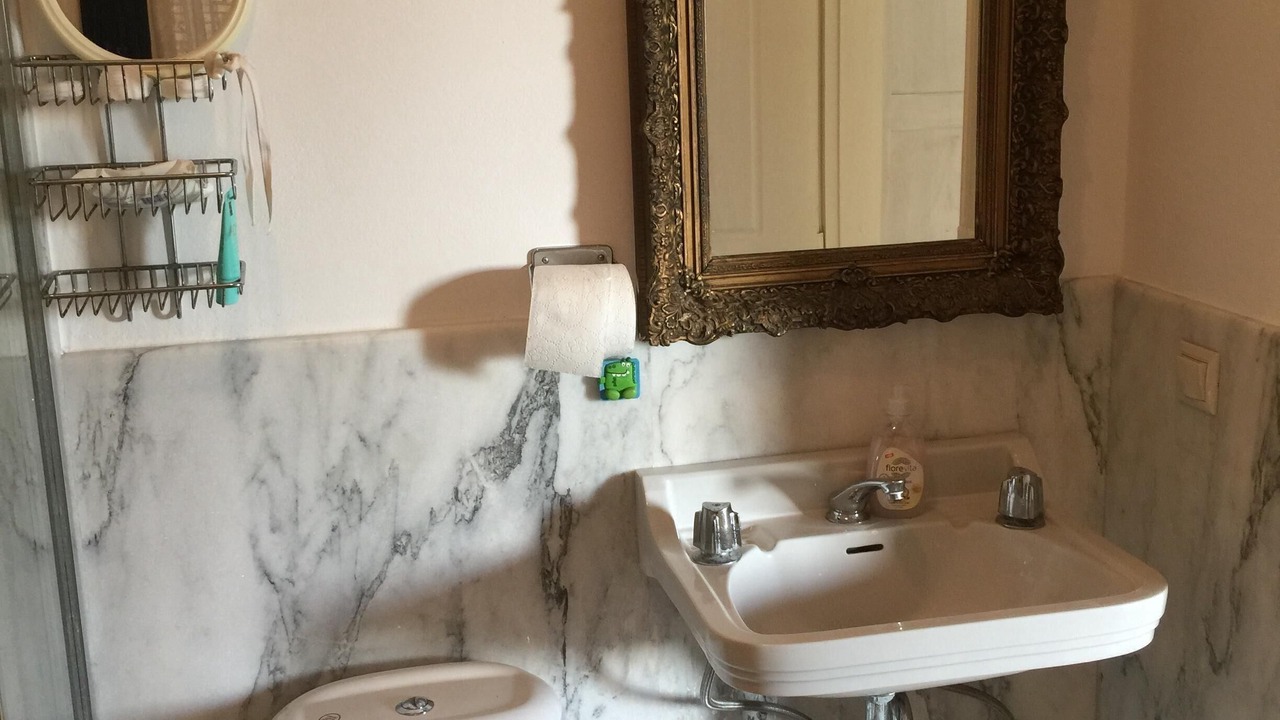 Photo of Bathroom in Vatos