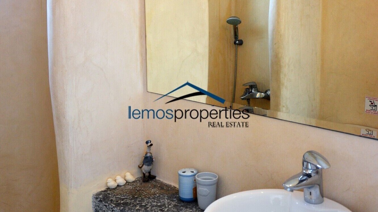 Photo of Bathroom in Koundouros