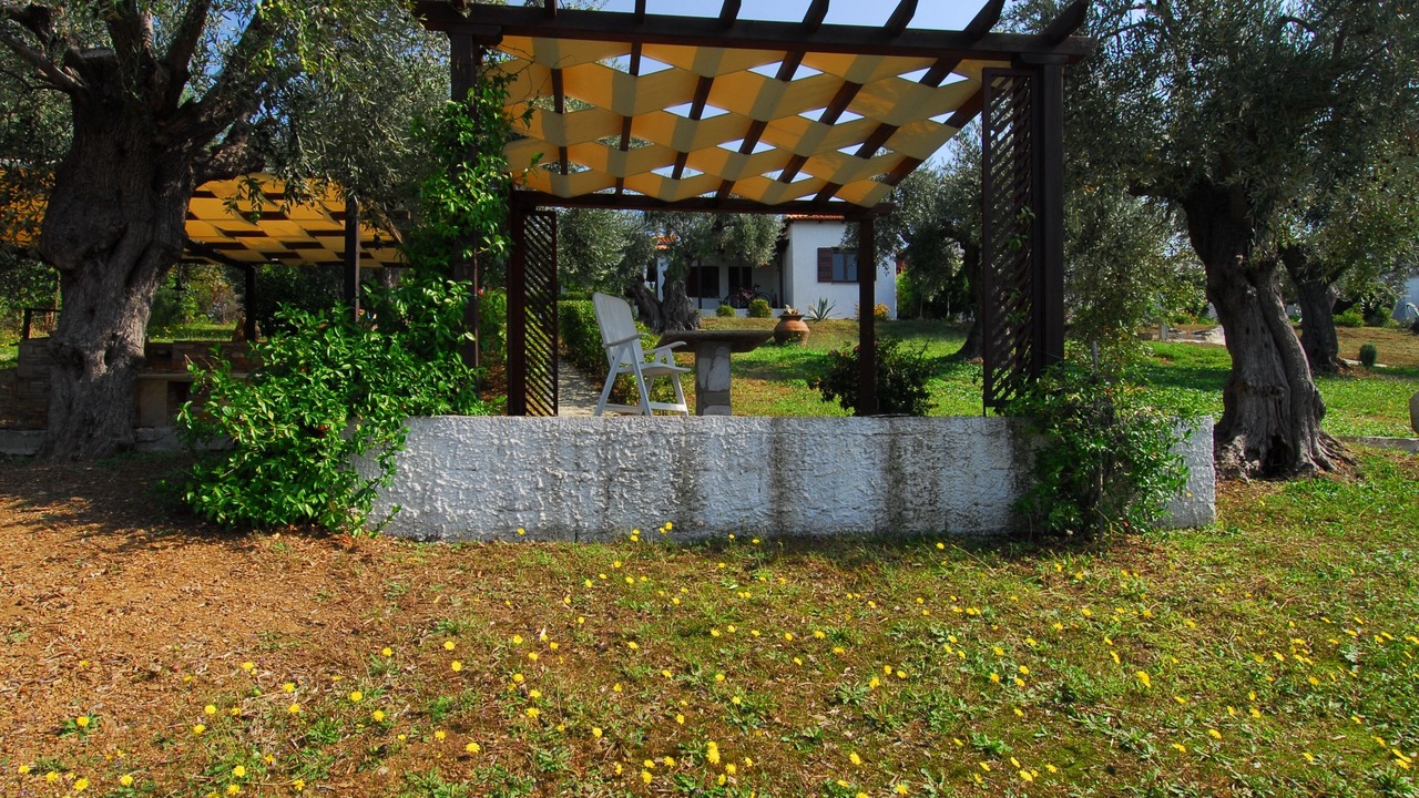 Photo of Others in Kali Vrysi