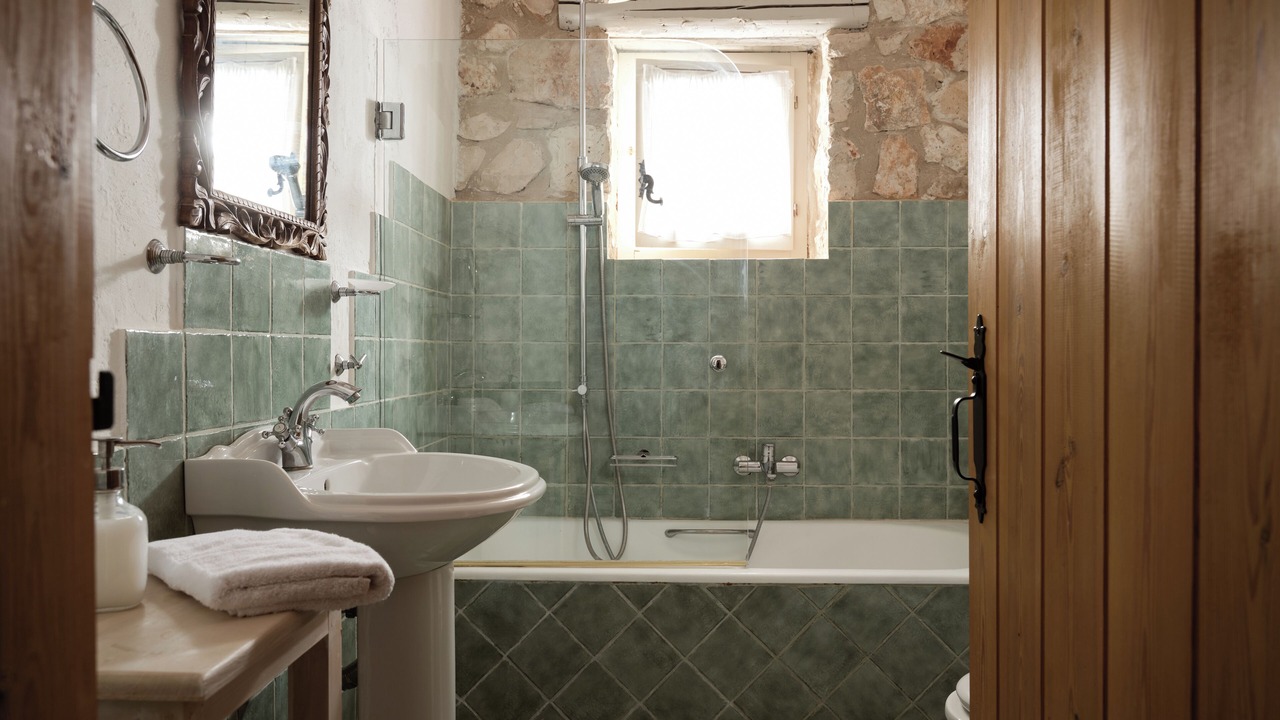 Photo of Bathroom in Varvara
