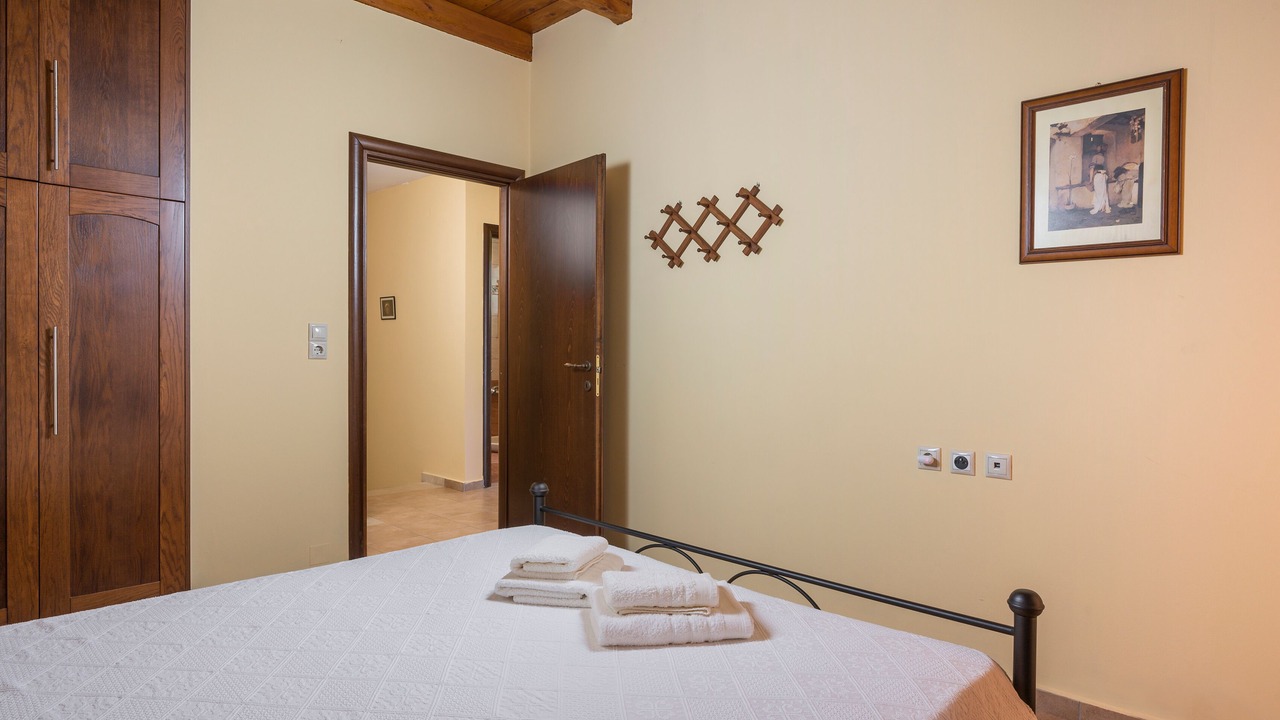 Photo of Bedroom in Limeniskos