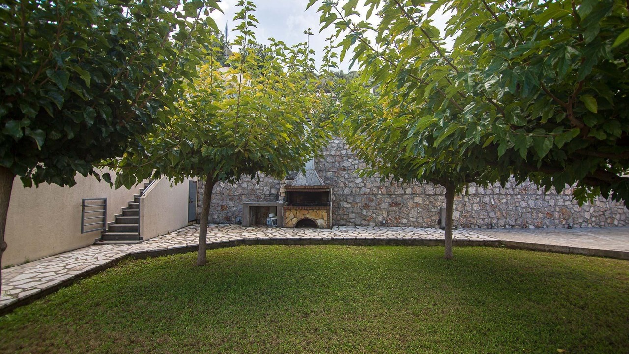 Photo of Outdoor in Katouna