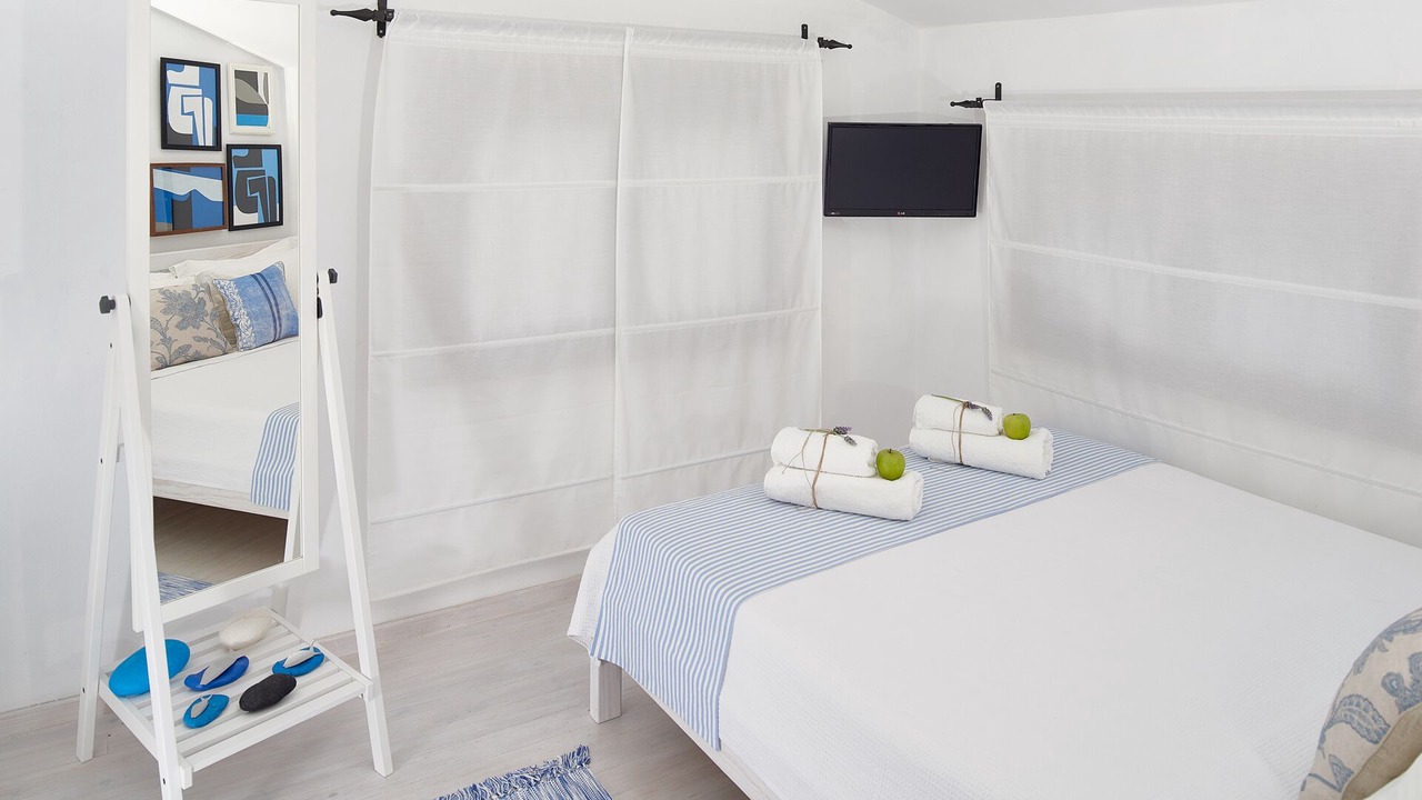 Photo of Bedroom in Skiathos Town