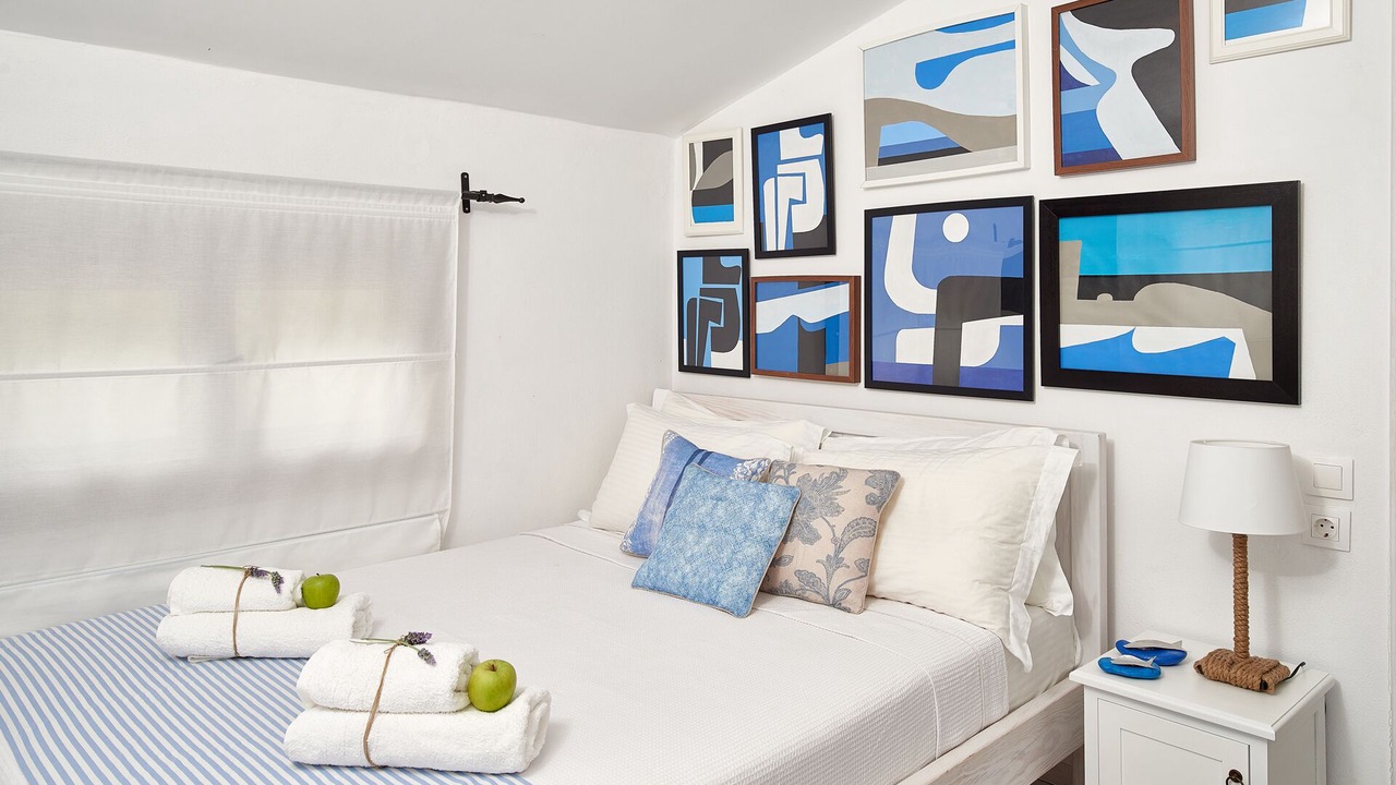 Photo of Bedroom in Skiathos Town