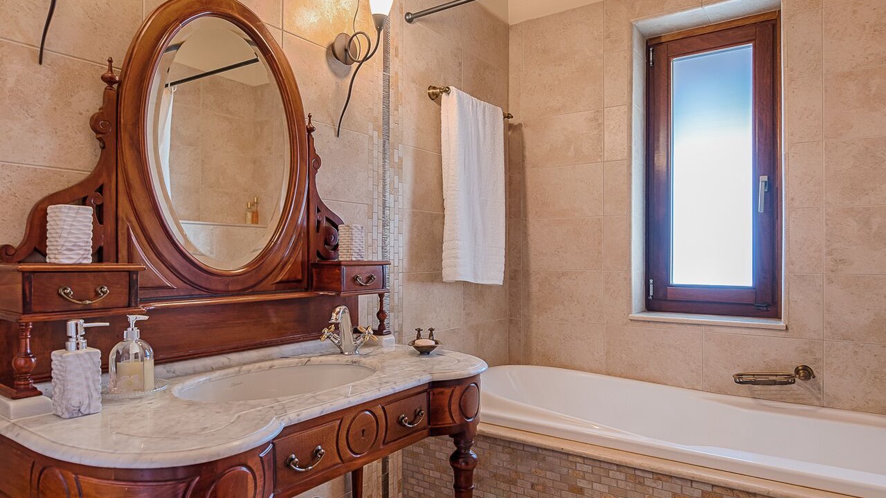 Photo of Bathroom in Asklipiio