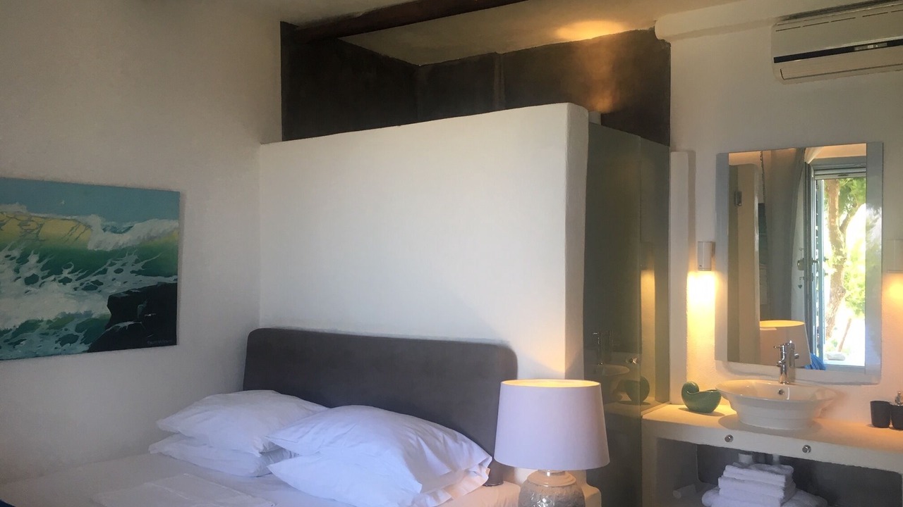 Photo of Bedroom in Kea