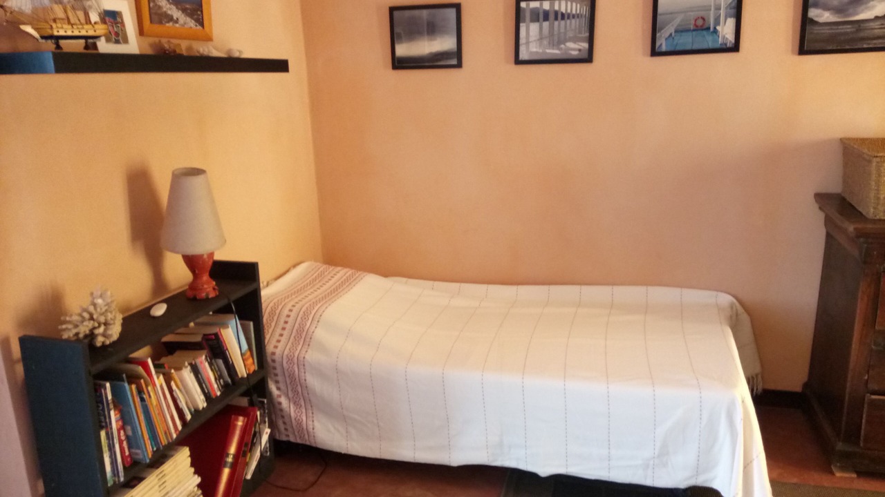 Photo of Bedroom in Kini