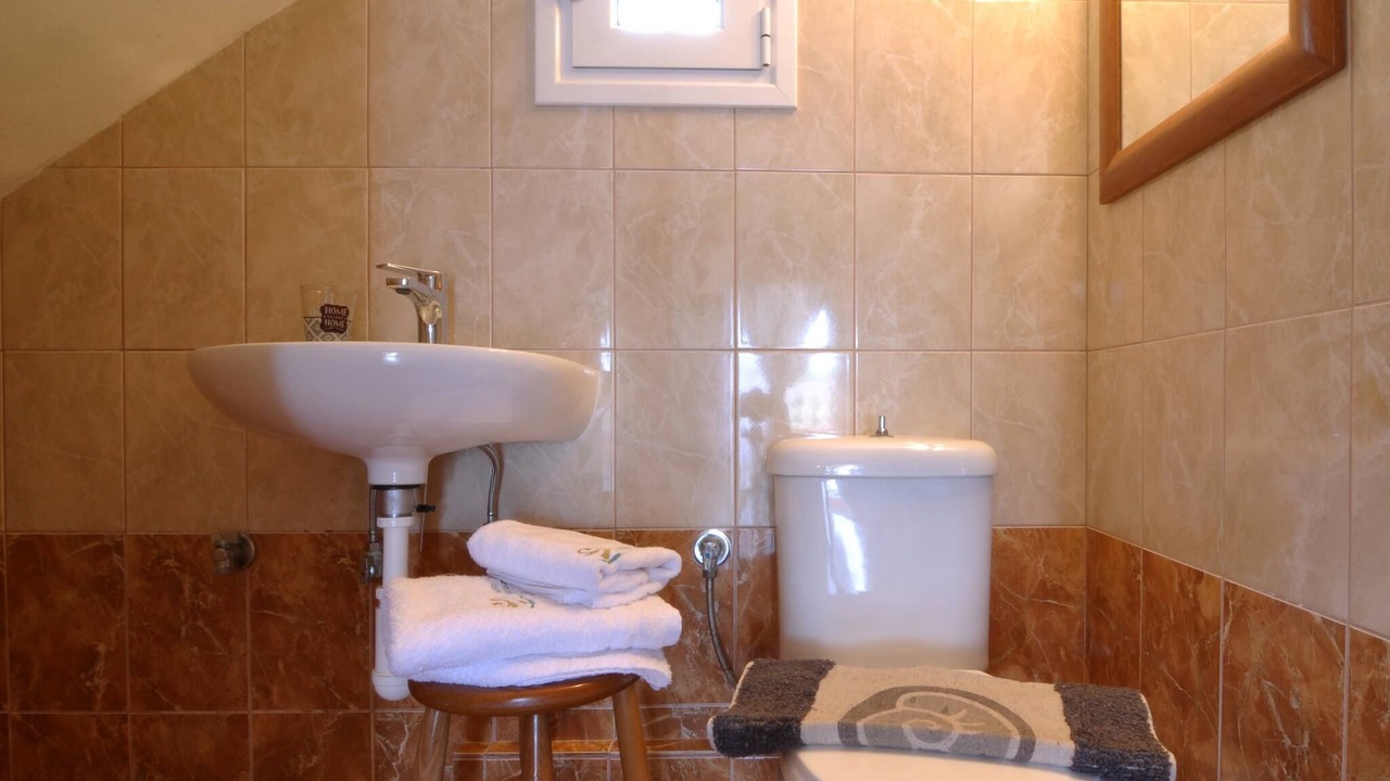 Photo of Bathroom in Agios Georgios Pagon