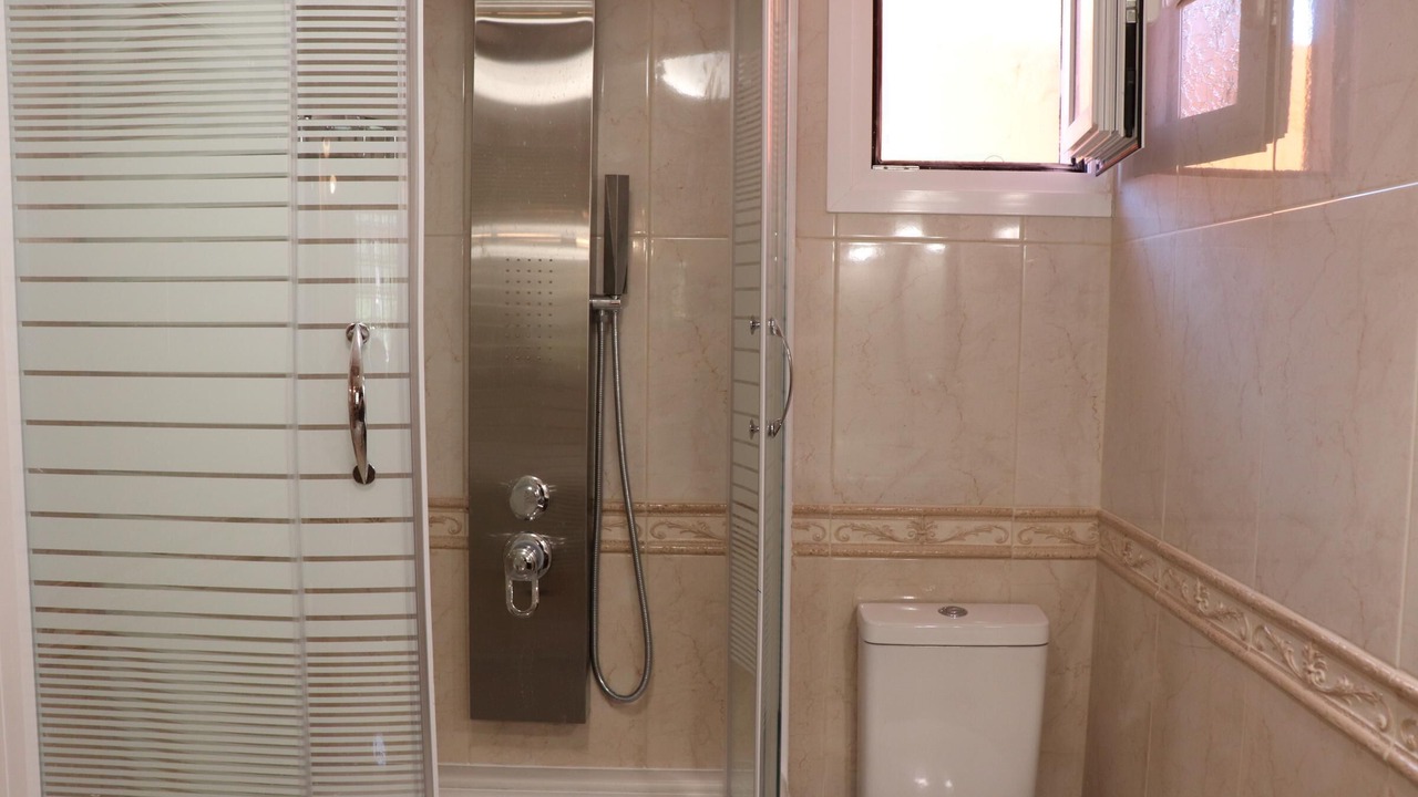 Photo of Bathroom in Skala