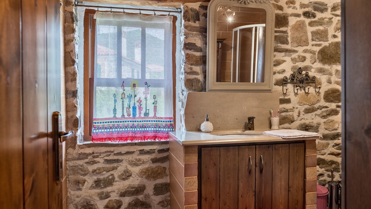 Photo of Bathroom in Vrasna