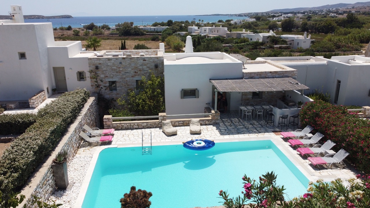 Photo of Outdoor in Chrissi Akti