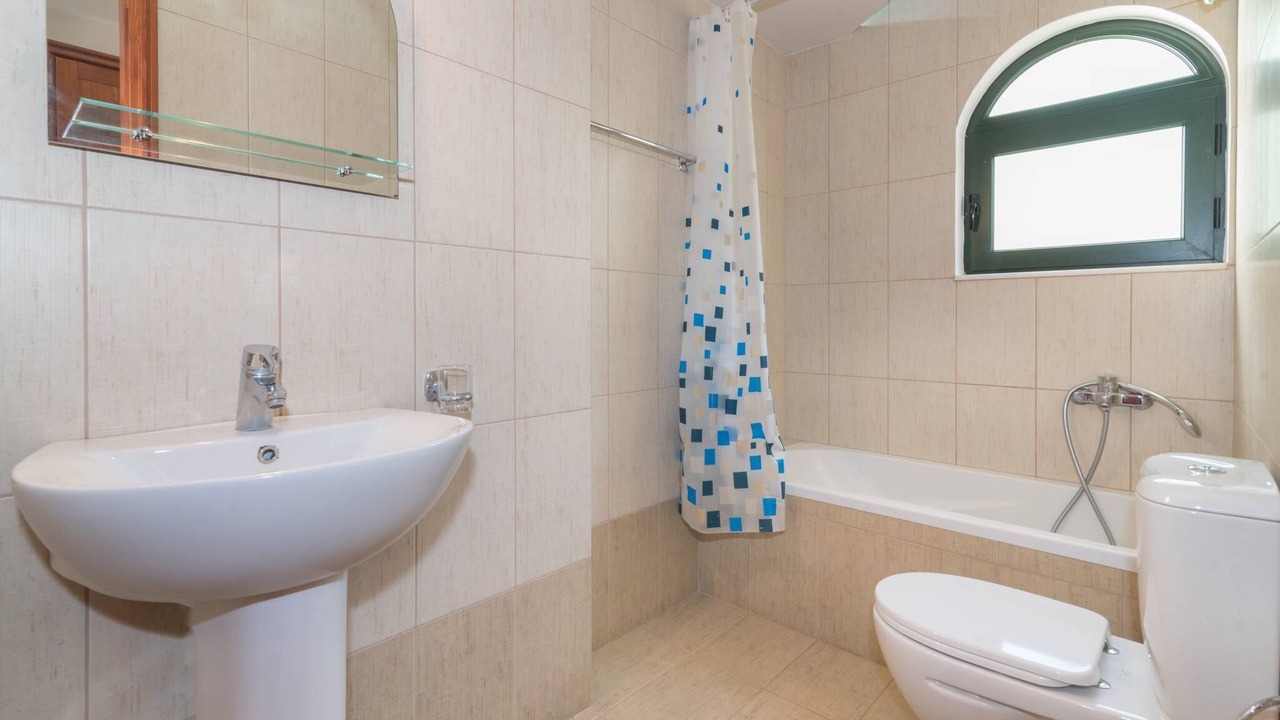 Photo of Bathroom in Limni Keri