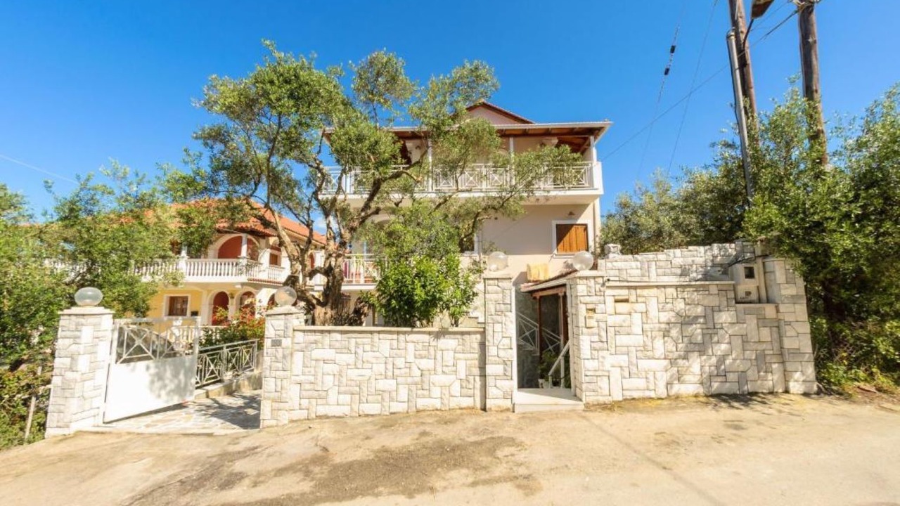 Photo of Outdoor in Alikanas