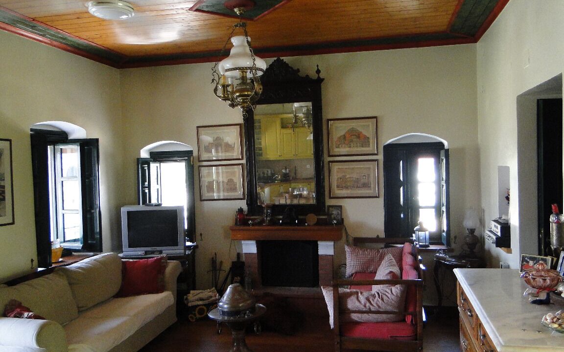 Photo of Livingroom in Astros