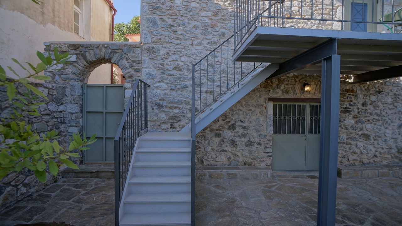 Photo of Outdoor in Tripi