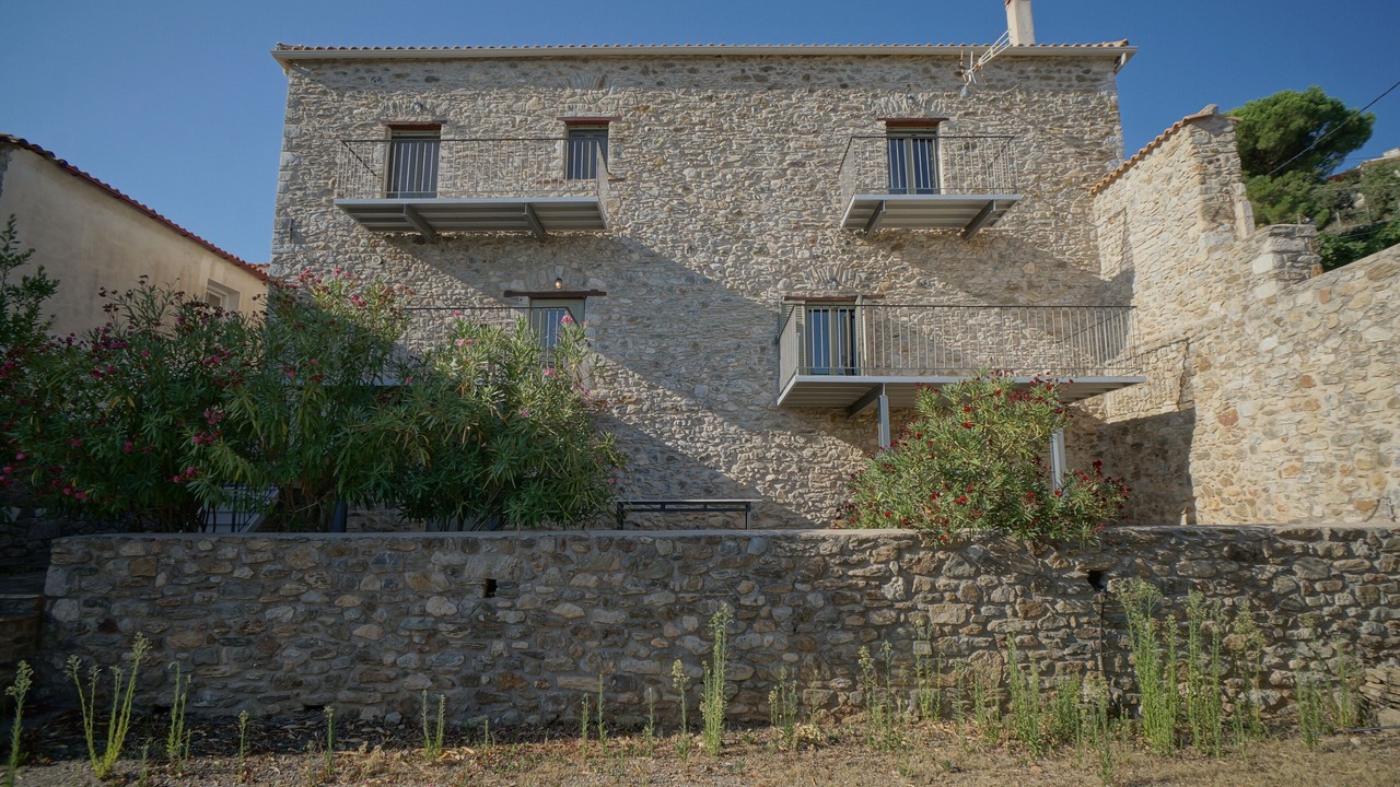 Photo of Outdoor in Tripi